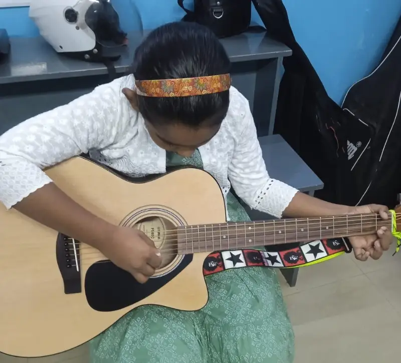 Keyboard music classes for kids and adults in Chennai