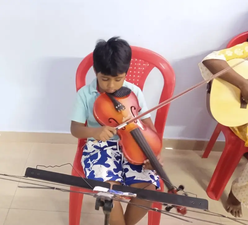 Western vocal training classes in Chennai